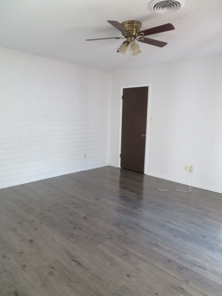 2908 Valle Vis - Photo 3 of 11