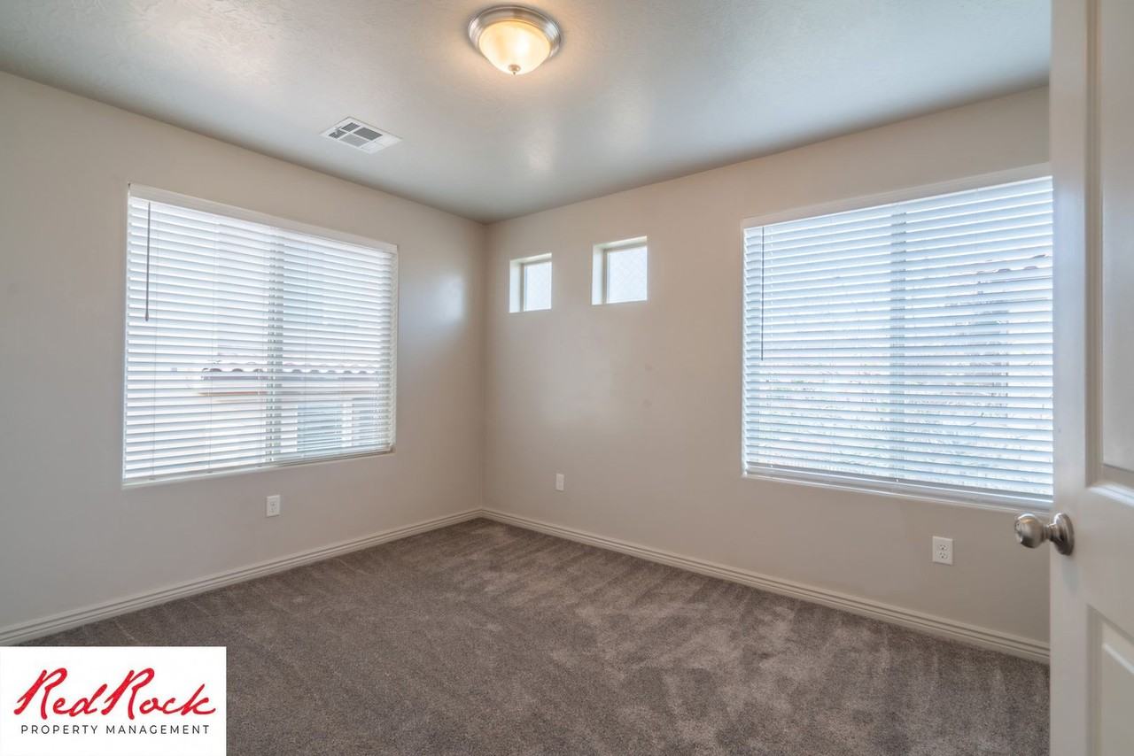 325 N Red Stone Rd #222 - Photo 2 of 50