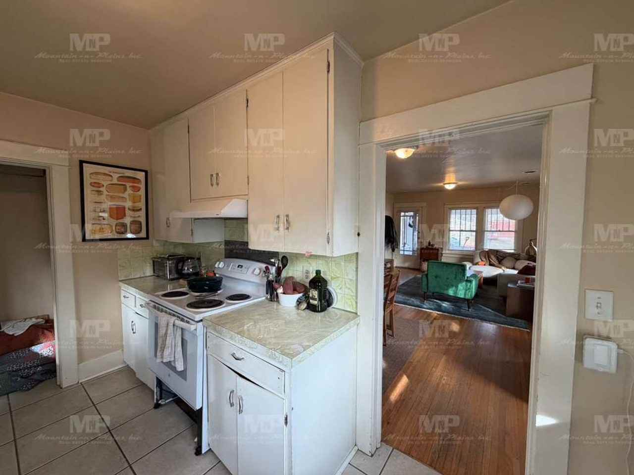 521 W Myrtle St - Photo 7 of 13