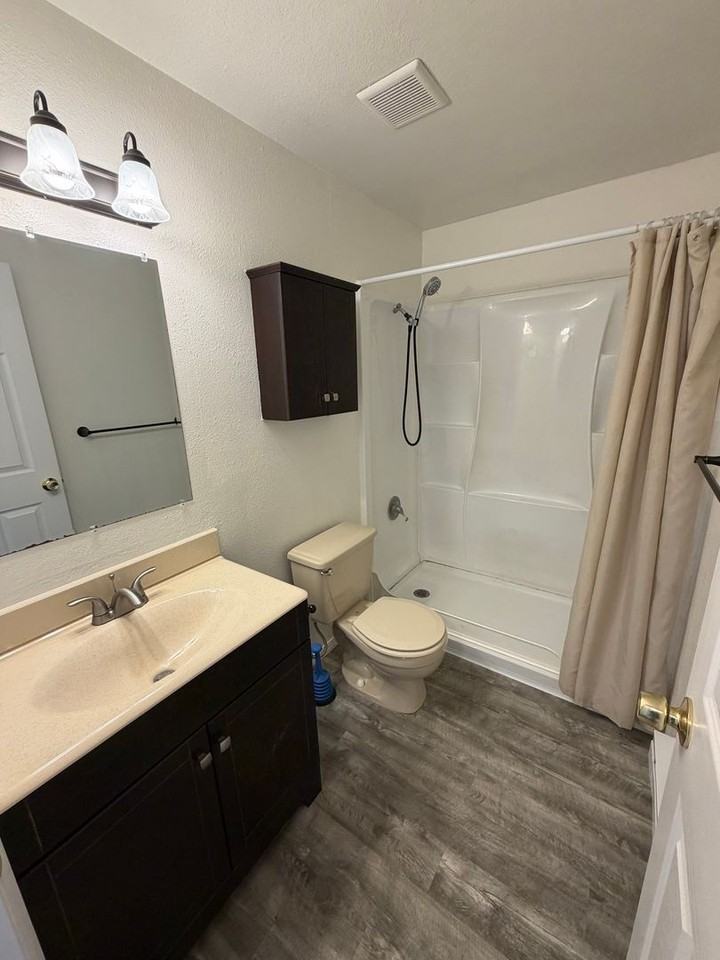 509 N 11th St - Photo 3 of 9