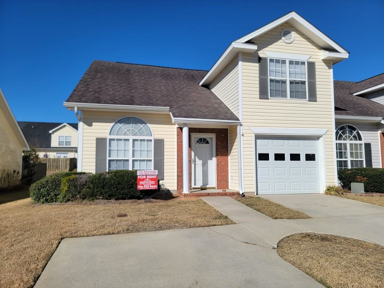 117 Palmer Ct - Photo 2 of 29
