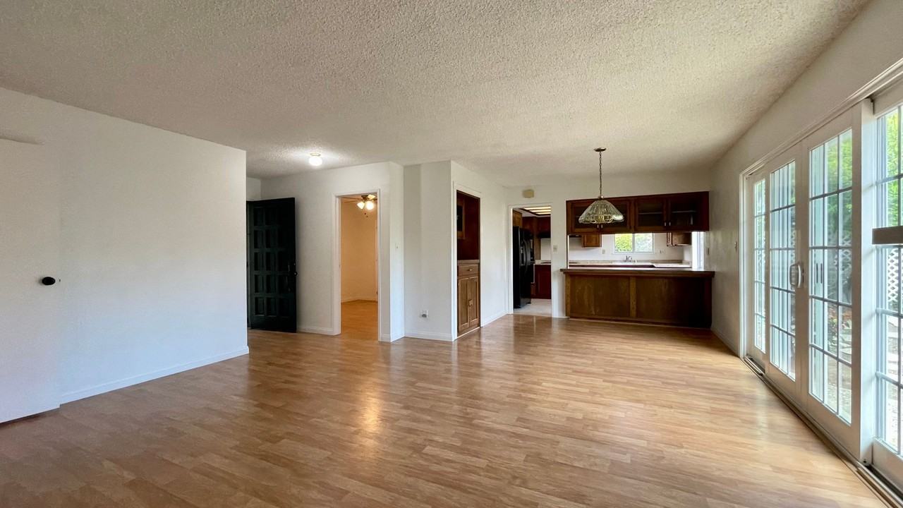 1191 Atascadero St - Photo 5 of 19