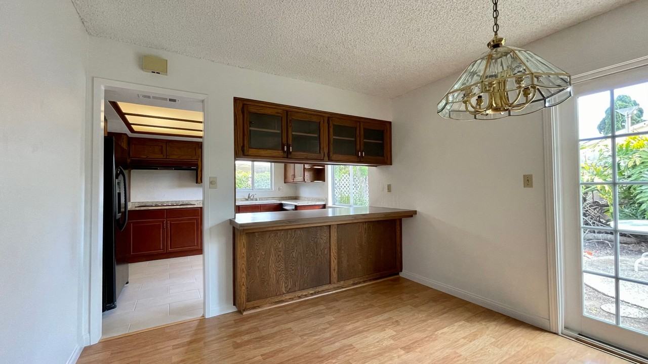 1191 Atascadero St - Photo 6 of 19