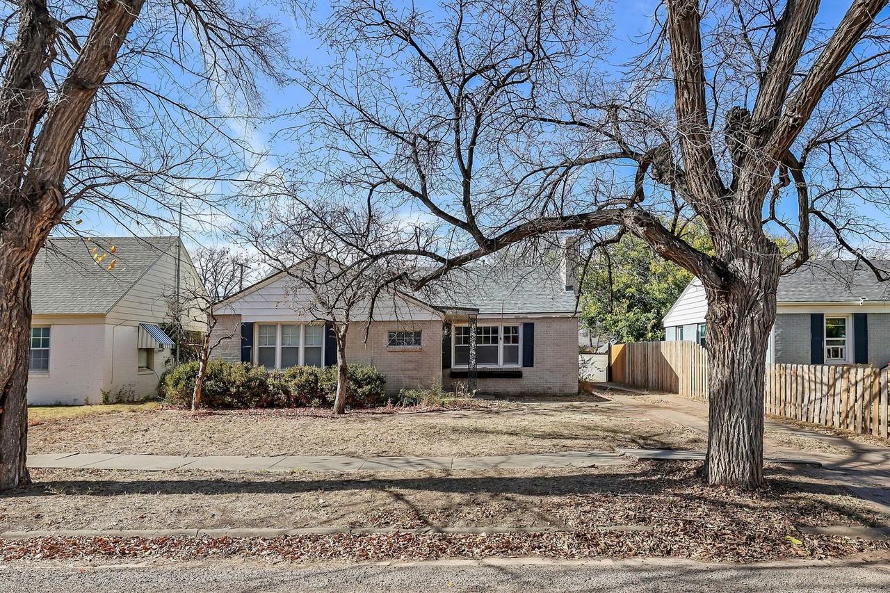 1528 S Lipscomb St - Photo 2 of 24