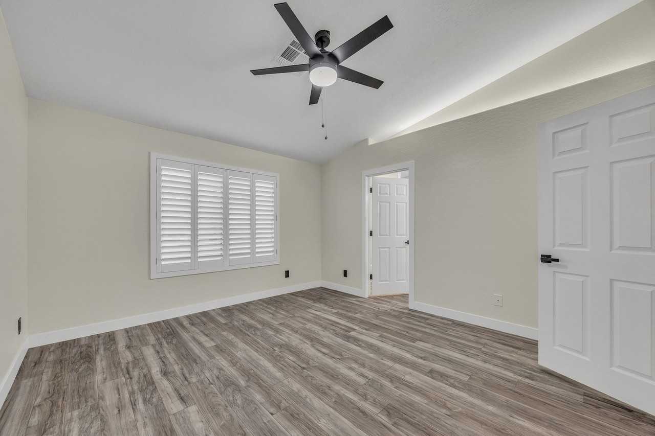 3283 E Bonanza Rd - Photo 3 of 31