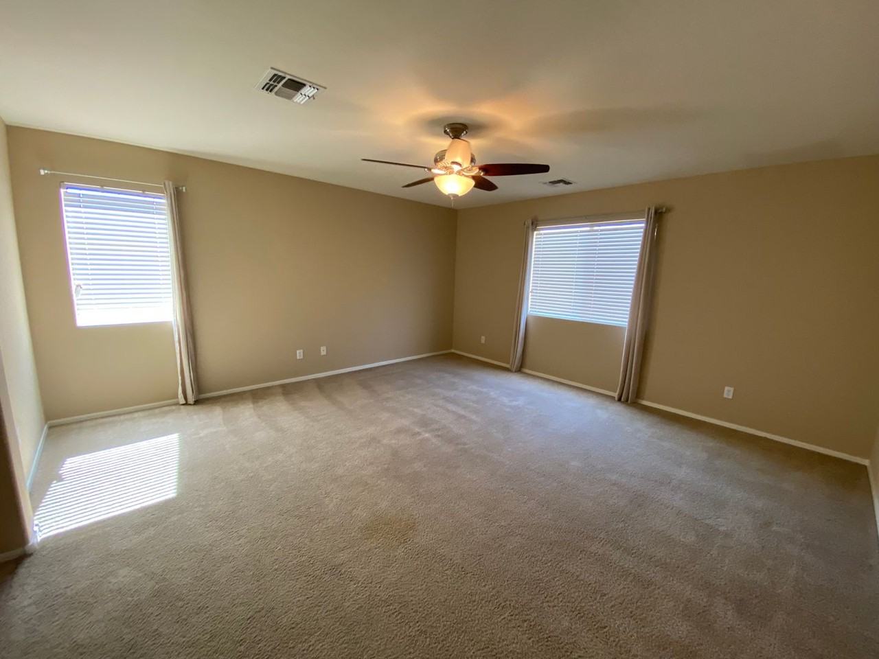 45305 W Miraflores St - Photo 7 of 11