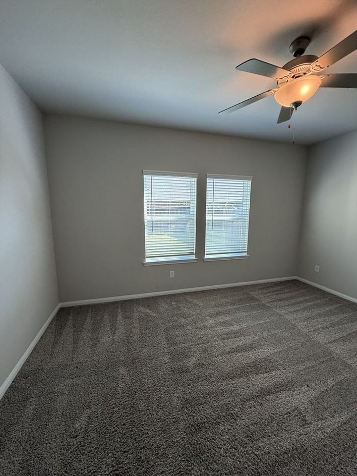 6634 Bridge Mountain Trl - Photo 7 of 27