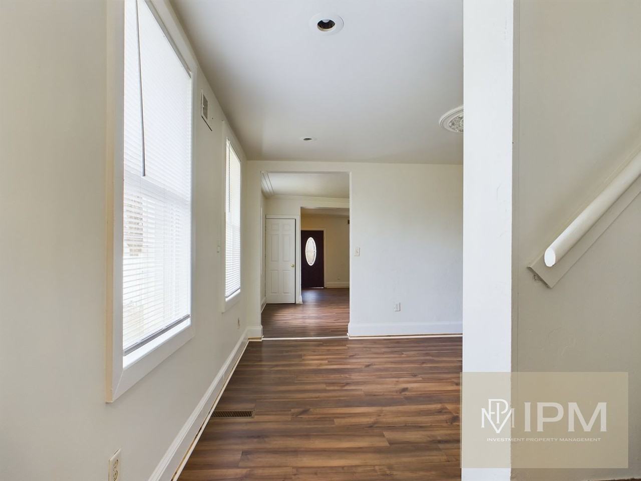 228 S Penn St - Photo 3 of 21