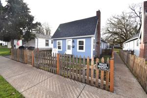 featured image of 320 310, 316, 318, 320 S. Main St.