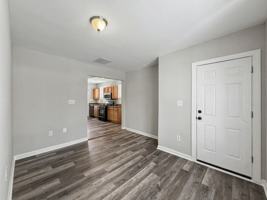 featured image of 832 49th St Ne