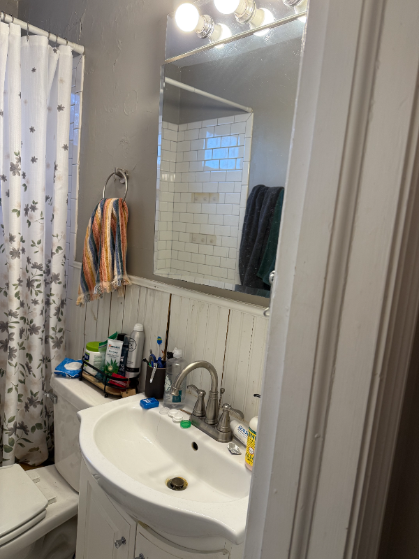 340 Ellis Ave #12 - Photo 4 of 21