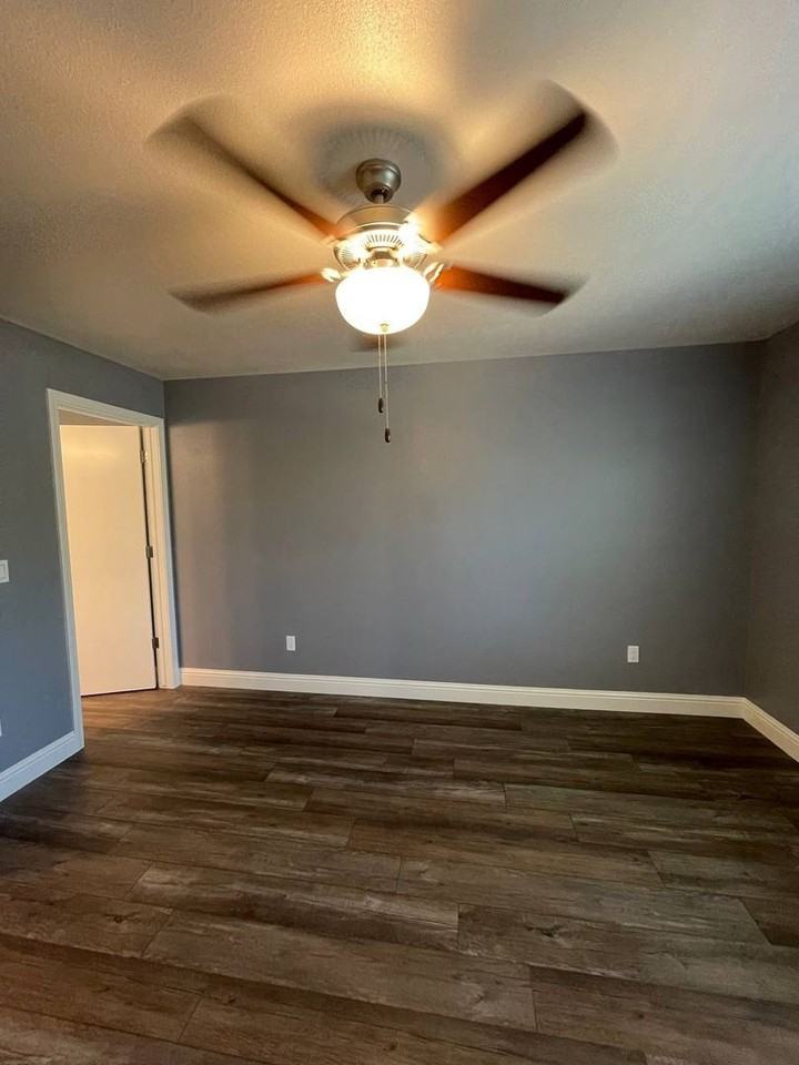 1540 B Street - Photo 6 of 25