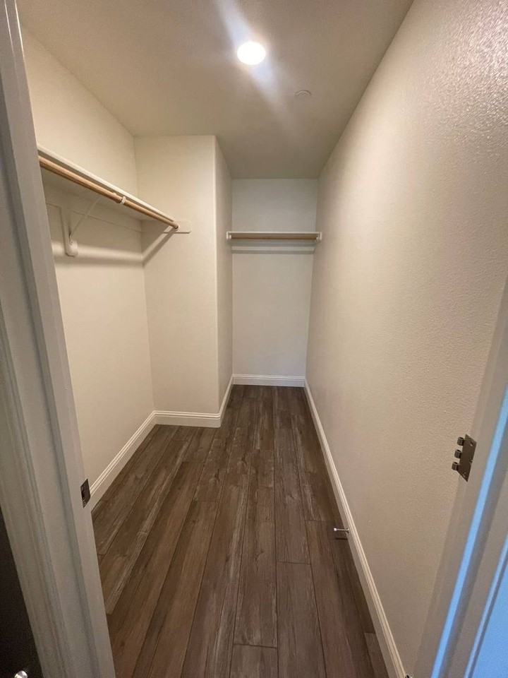 1540 B Street - Photo 7 of 25