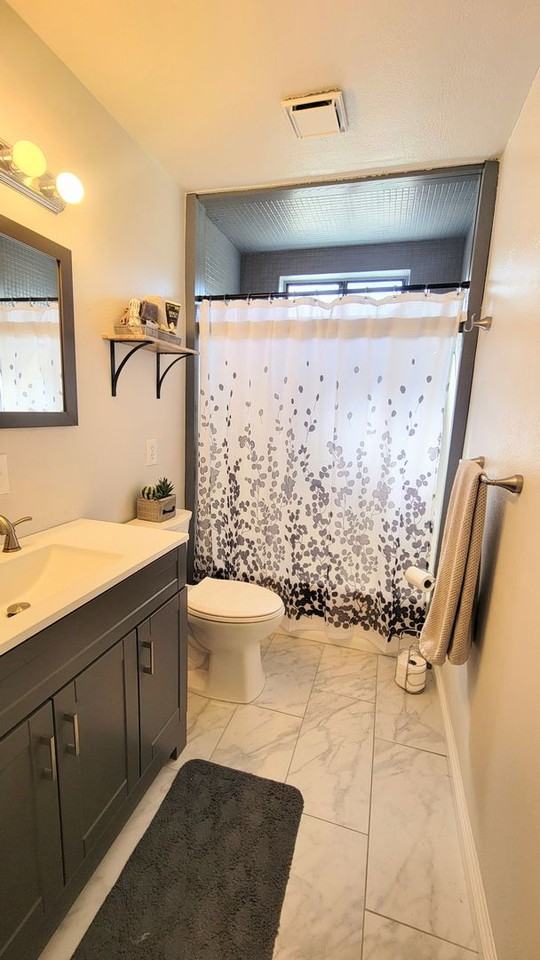 2617 Cedarwood Dr - Photo 2 of 21