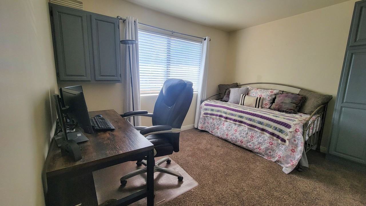 2617 Cedarwood Dr - Photo 6 of 21