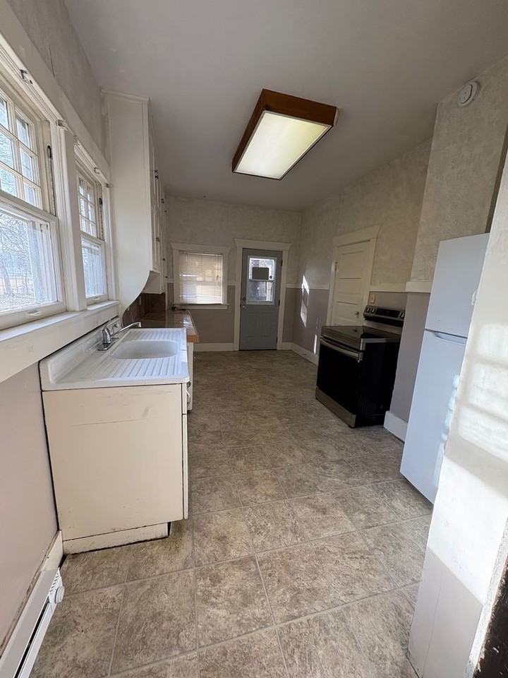 3514 S Grand Blvd - Photo 6 of 21