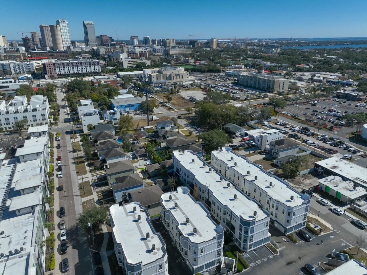 1523 W North B St #7 - Photo 3 of 31