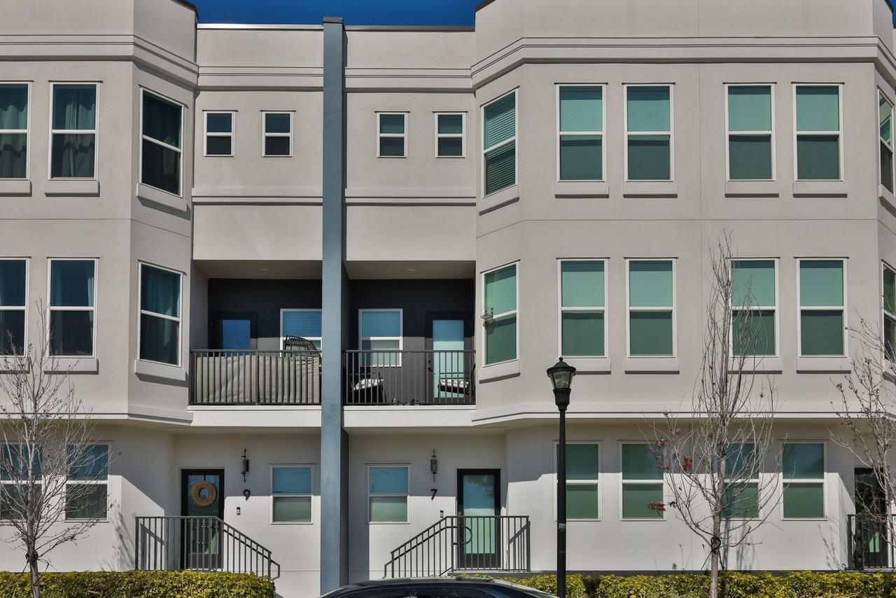 1523 W North B St #7 - Photo 6 of 31