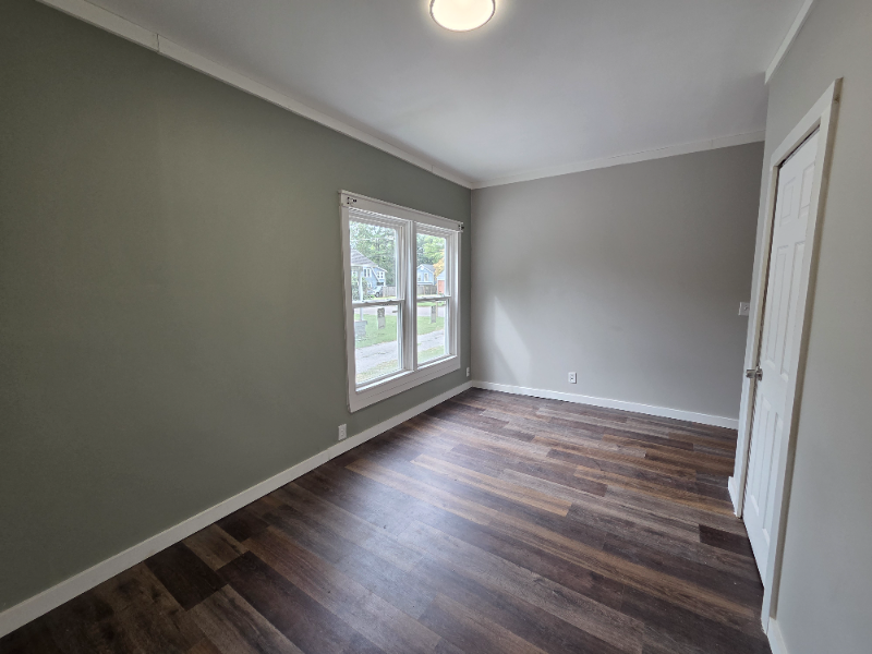 710 Fairview Ave #B - Photo 2 of 7