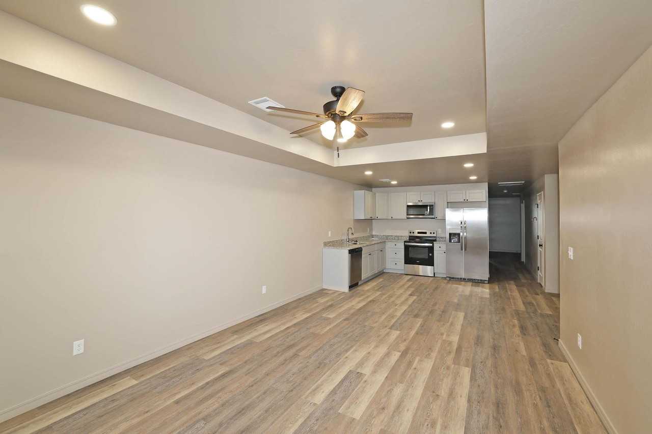 10524 Tierra Santa Drive - Photo 7 of 17