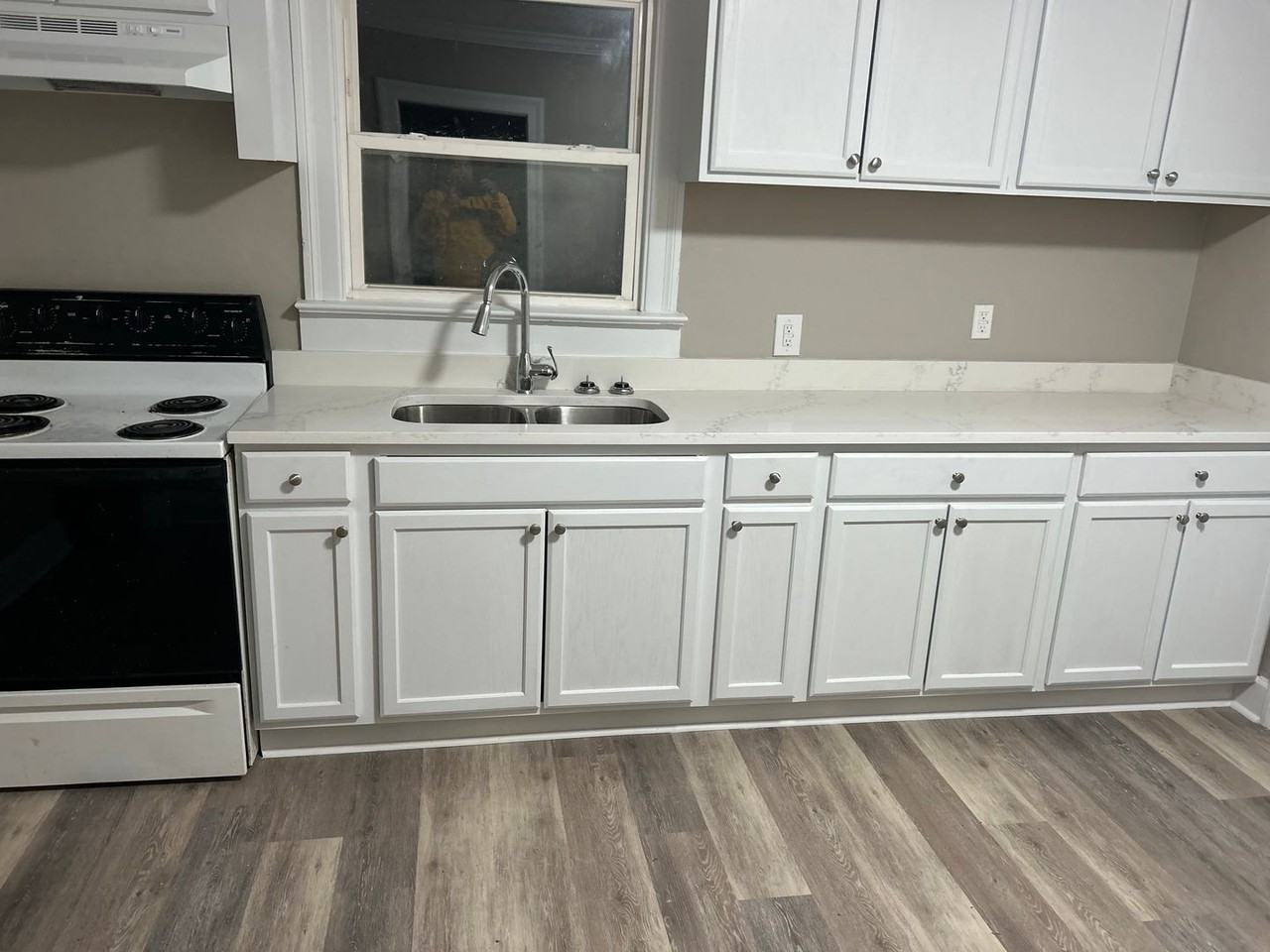 512 Macon St S - Photo 5 of 16