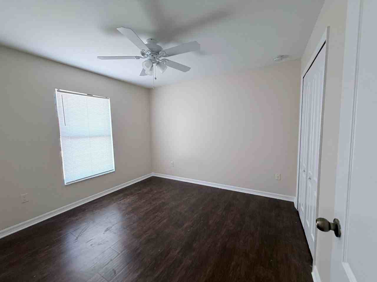 3925 22nd St W - Photo 5 of 14