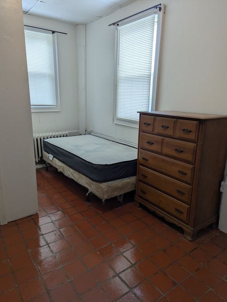 Coleman St 143 - Photo 6 of 15