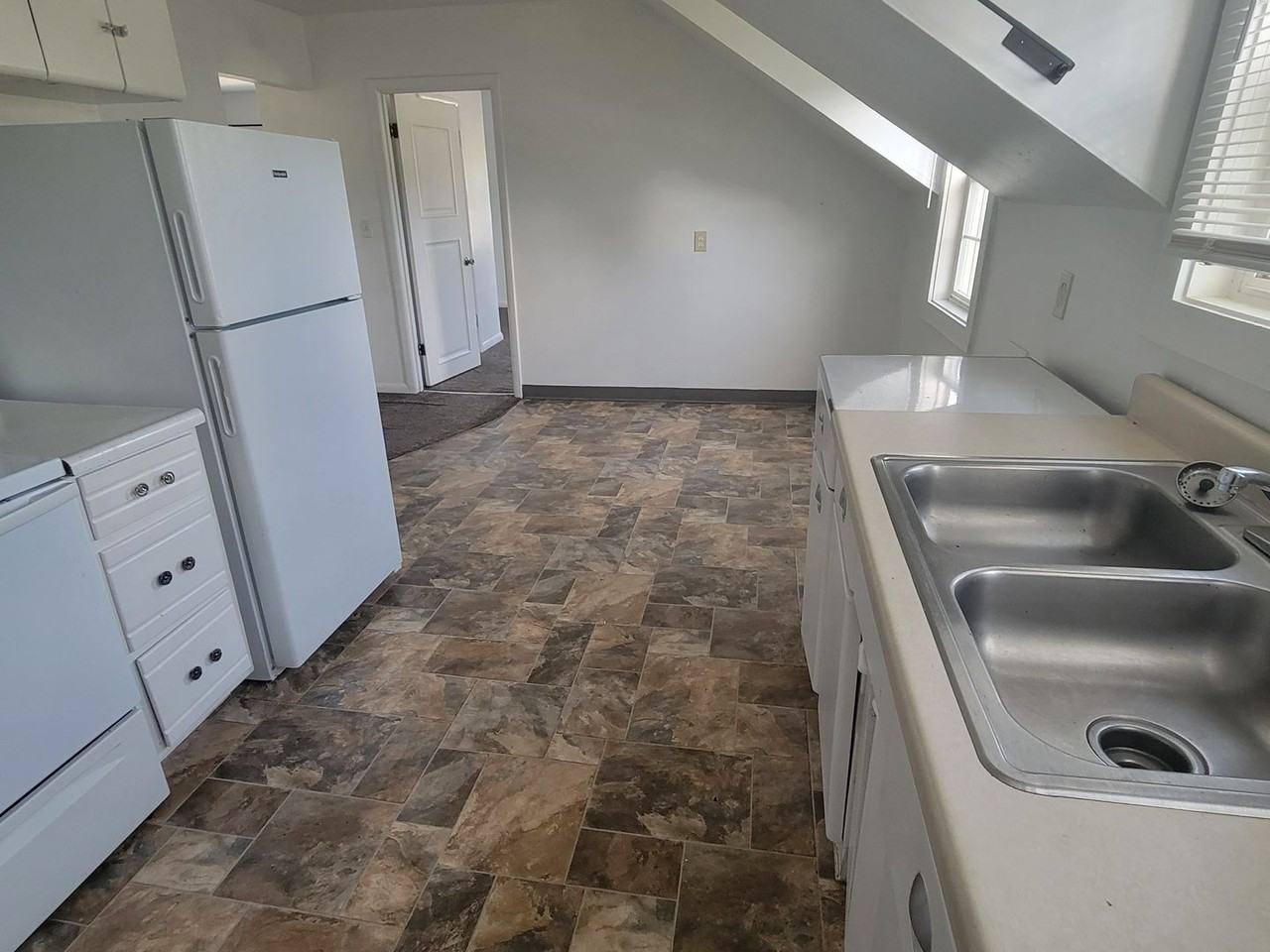 1740 Spruce St - Photo 5 of 9