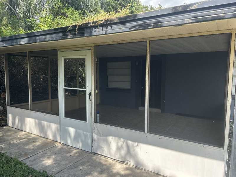 421 E Sessoms Ave #1 - Photo 3 of 9