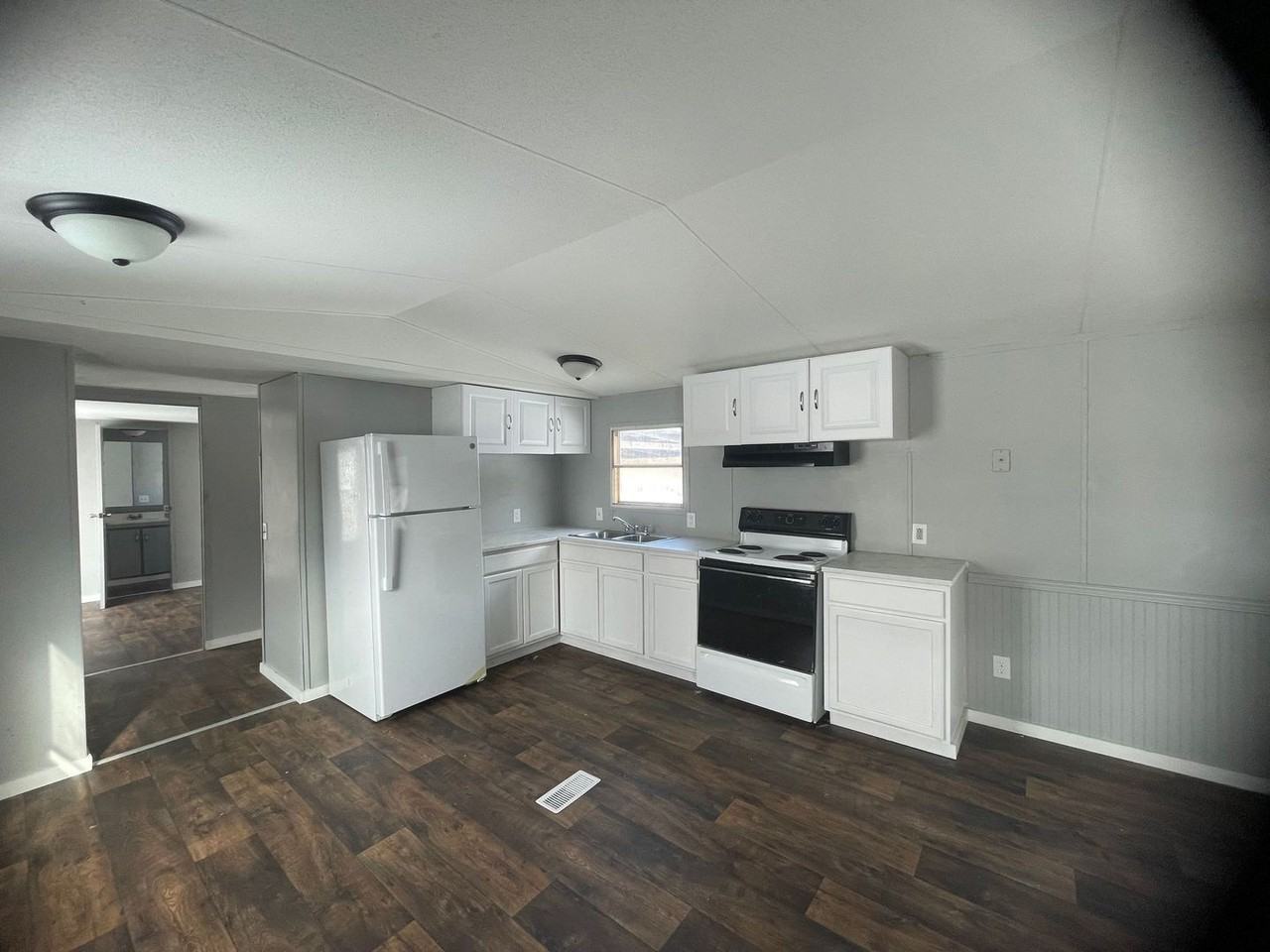 345 Joyner Loop - Photo 6 of 30