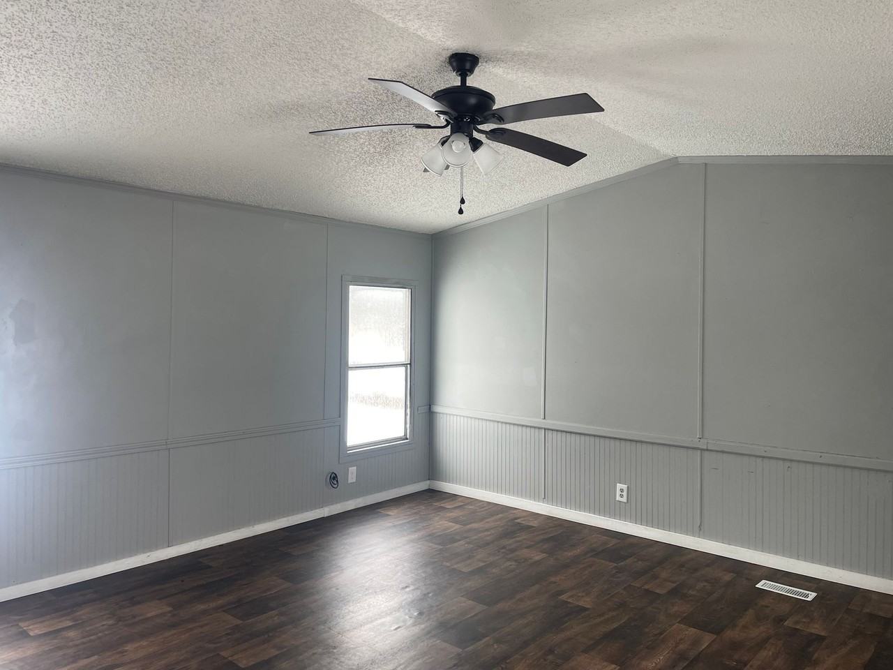 354 Joyner Loop - Photo 6 of 29