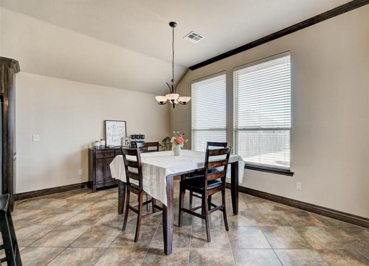 15908 Positano Dr - Photo 6 of 14