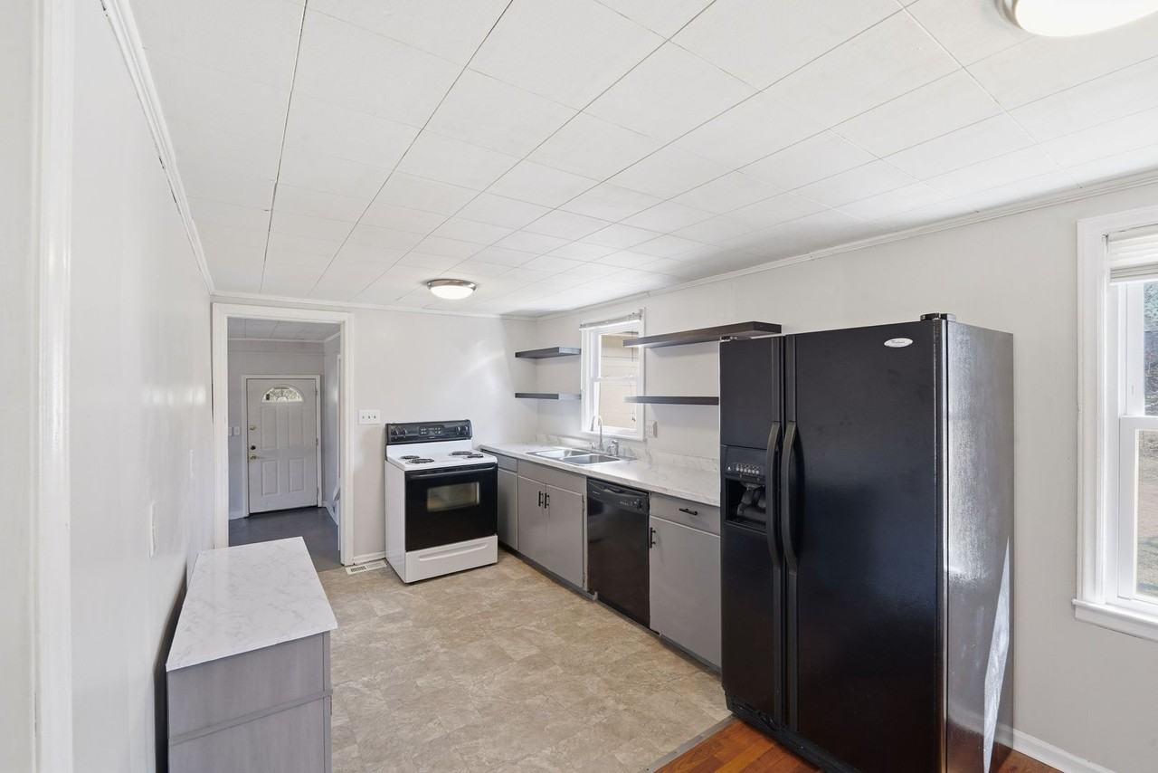 214 Latta Ave - Photo 3 of 28