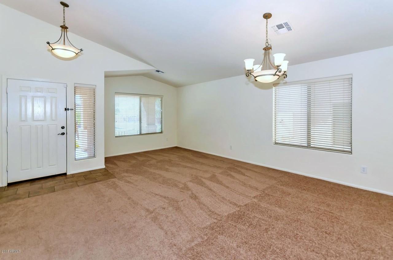 2250 W Roy Rogers Rd - Photo 3 of 26