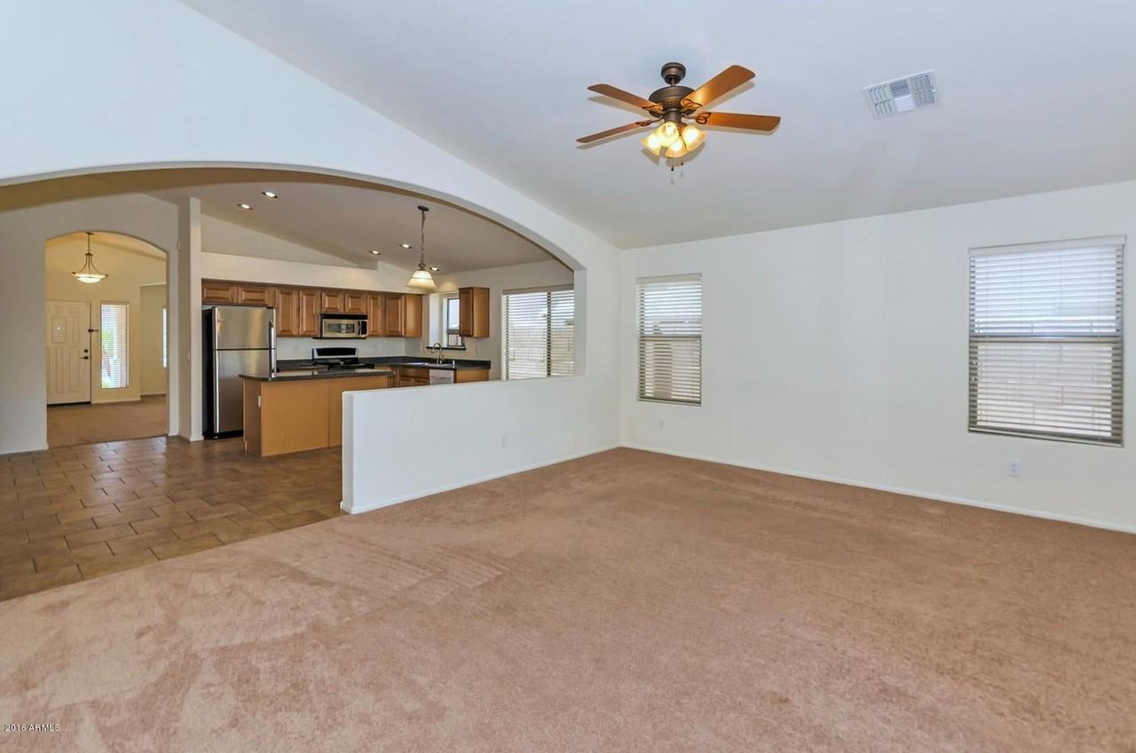 2250 W Roy Rogers Rd - Photo 6 of 26