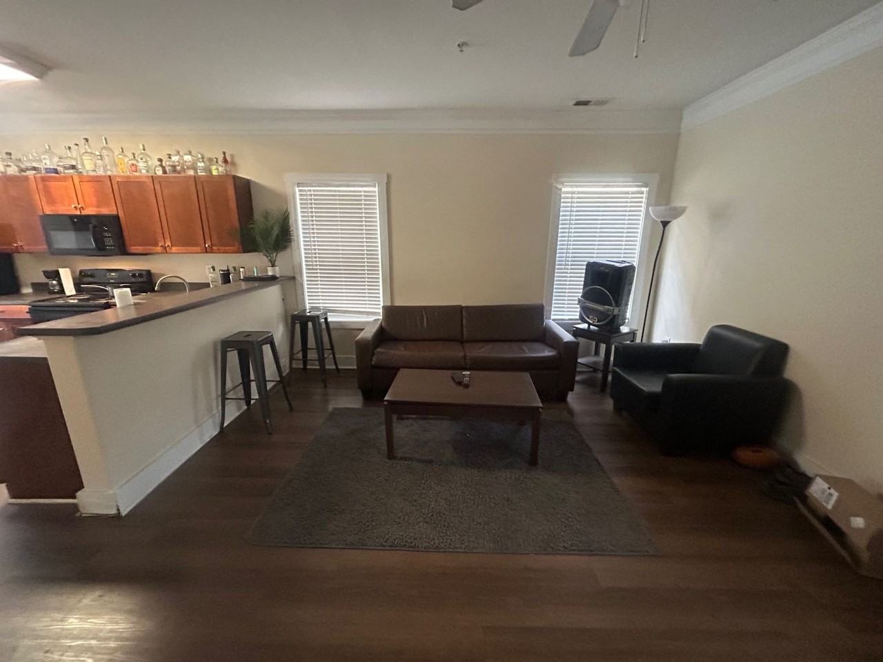 1929 Bluff Rd - Photo 3 of 22