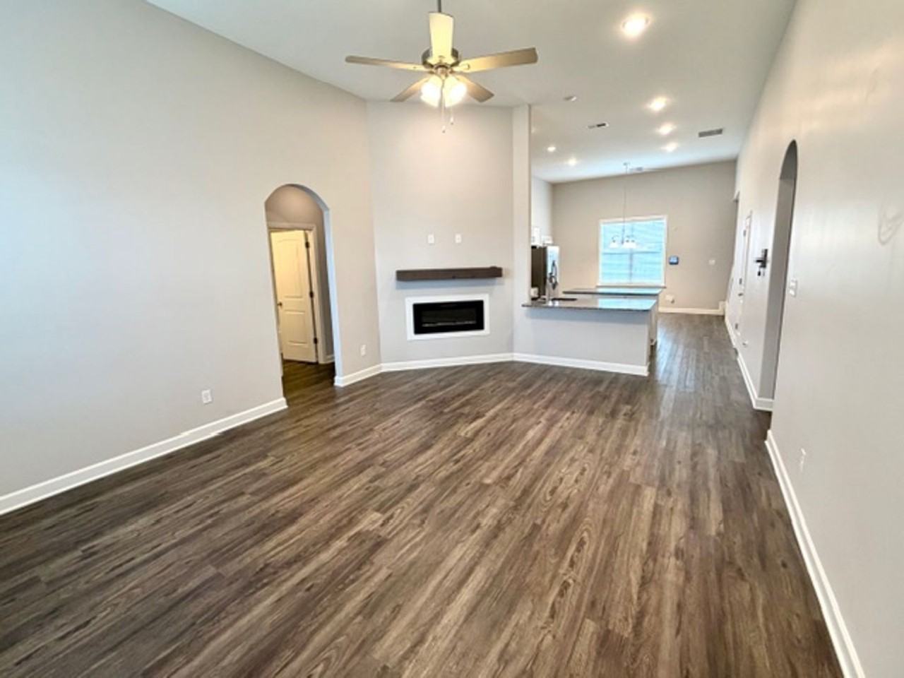 5438 Teal Cv - Photo 2 of 12