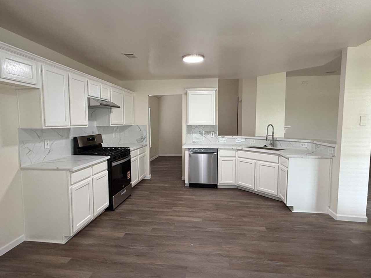 10514 Encino Pass Trl - Photo 2 of 26