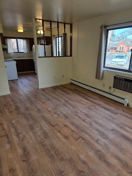 327 E Magnolia St #1A - Photo 7 of 9