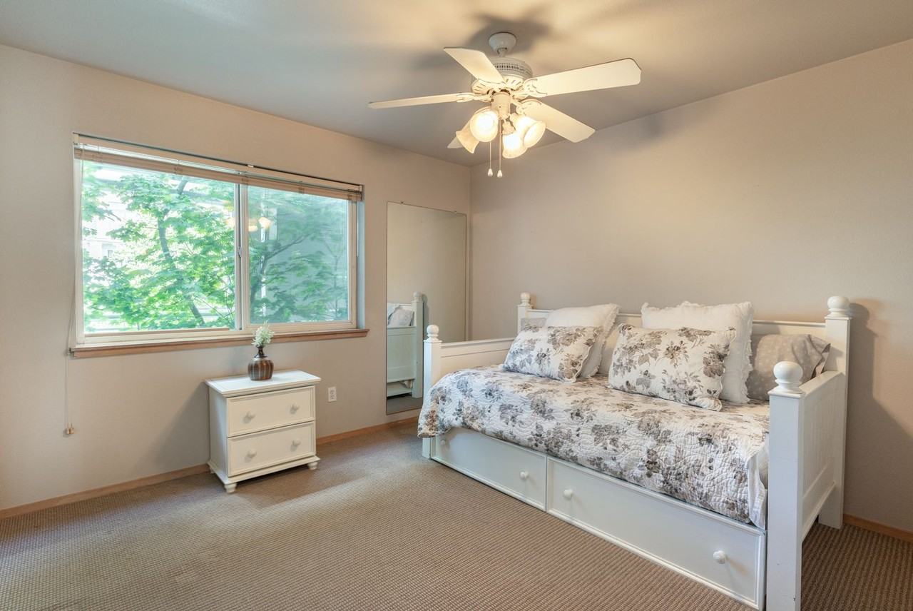 263 N Hayden Bay Dr - Photo 7 of 22