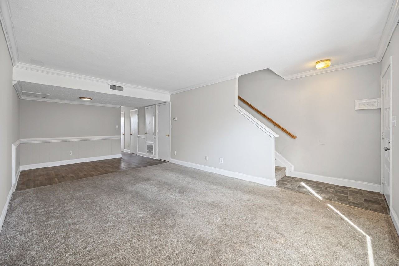 7906 Oak Meadow Ct #29 - Photo 4 of 26