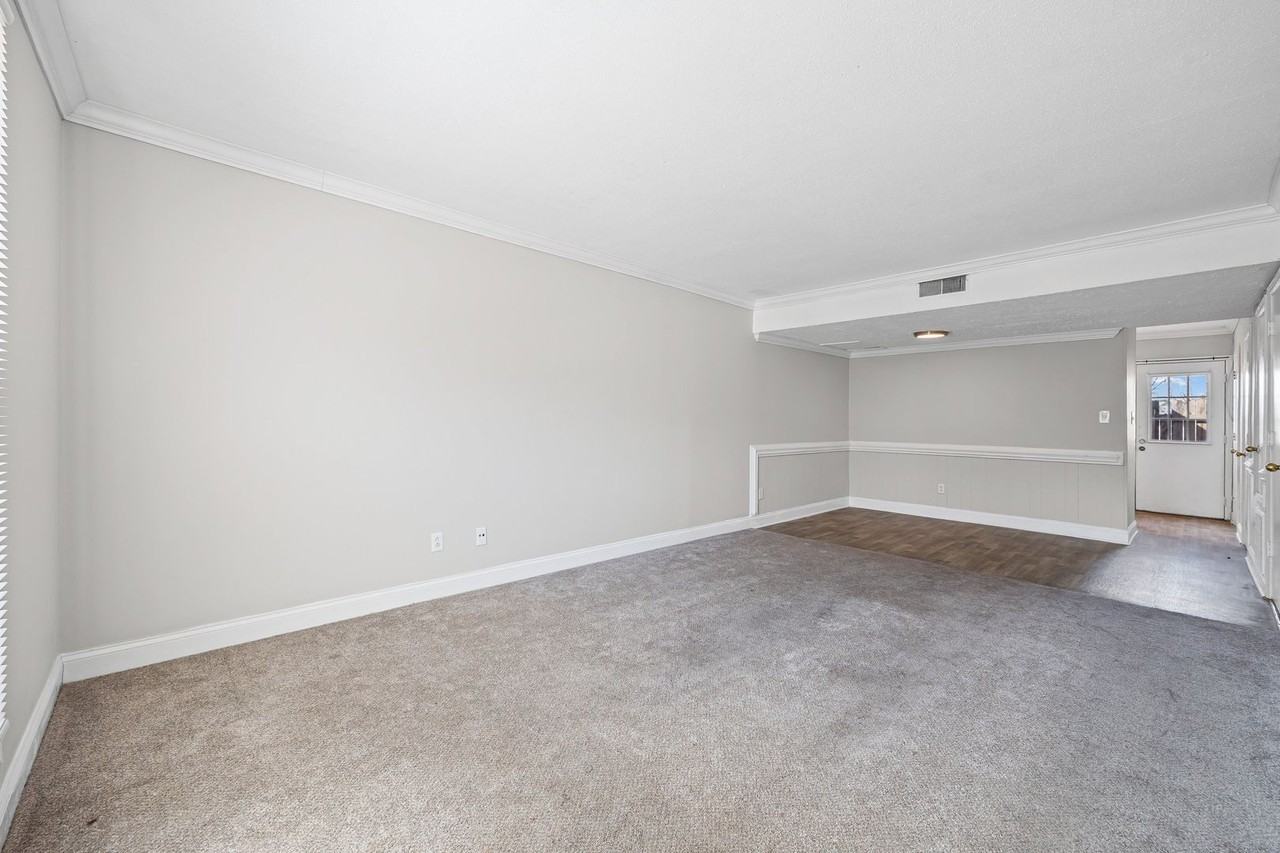 7906 Oak Meadow Ct #29 - Photo 5 of 26