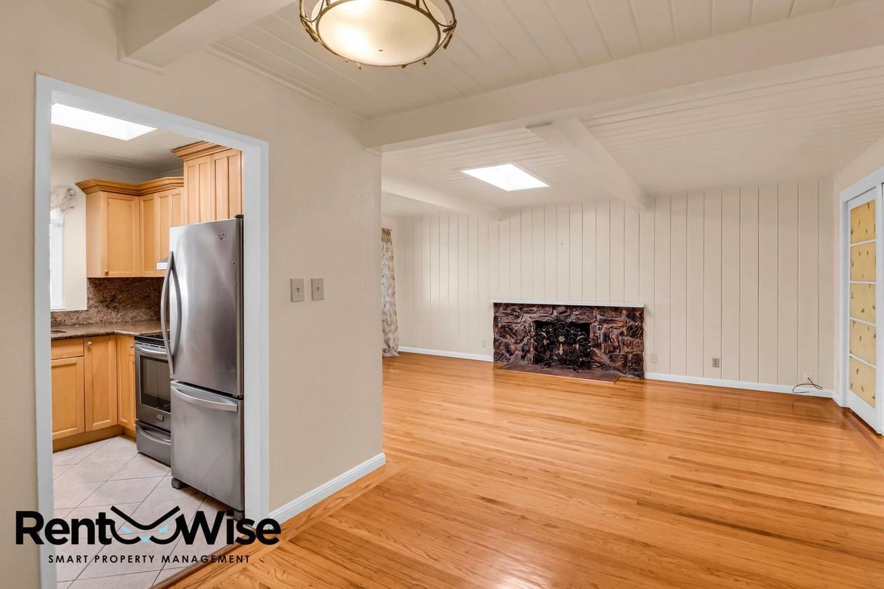 4260 Ruthelma Ave - Photo 7 of 29