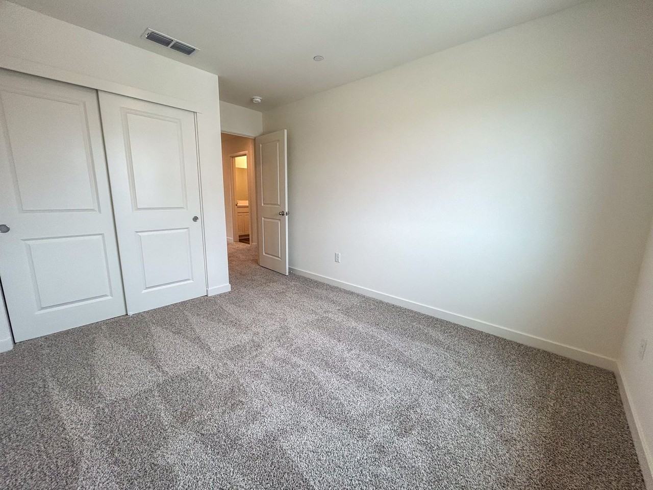 847 Congaree Ln - Photo 5 of 15