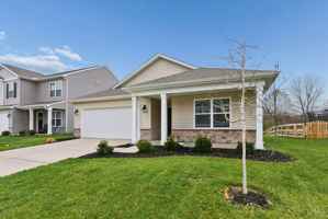 featured image of 5001 Lakeview Dr