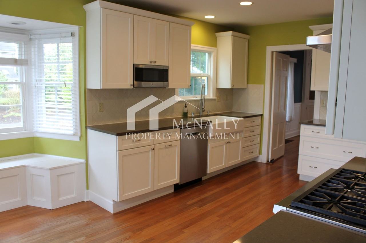 501 N 10th St - Photo 3 of 28