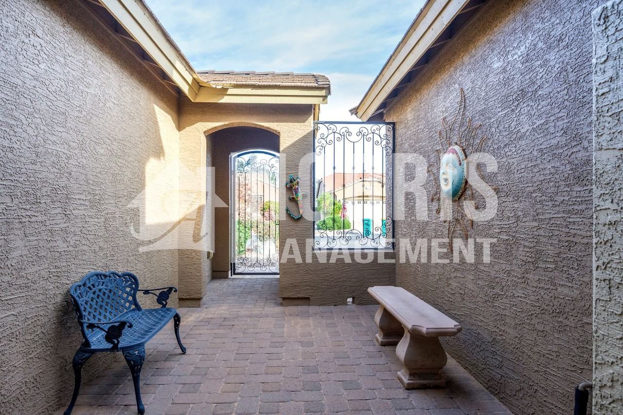 5457 W Corral Dr - Photo 7 of 50