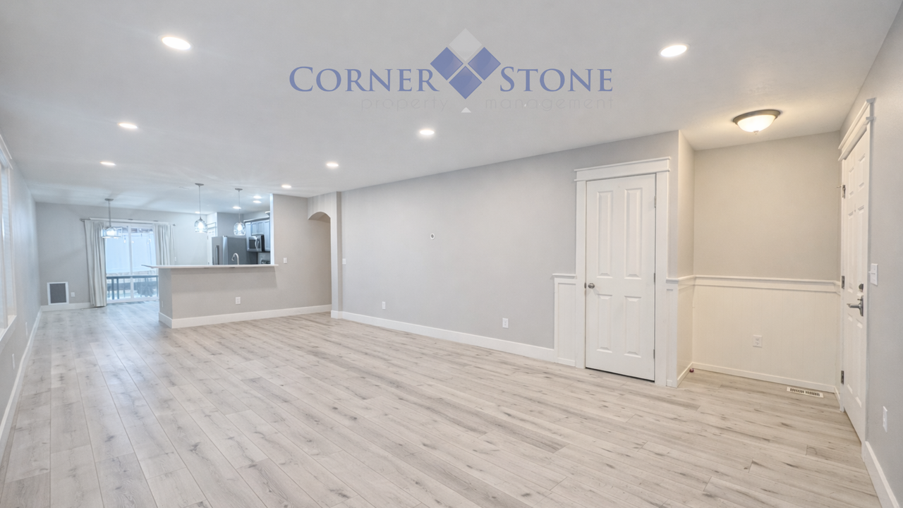 11224 W Spring River Dr - Photo 3 of 17