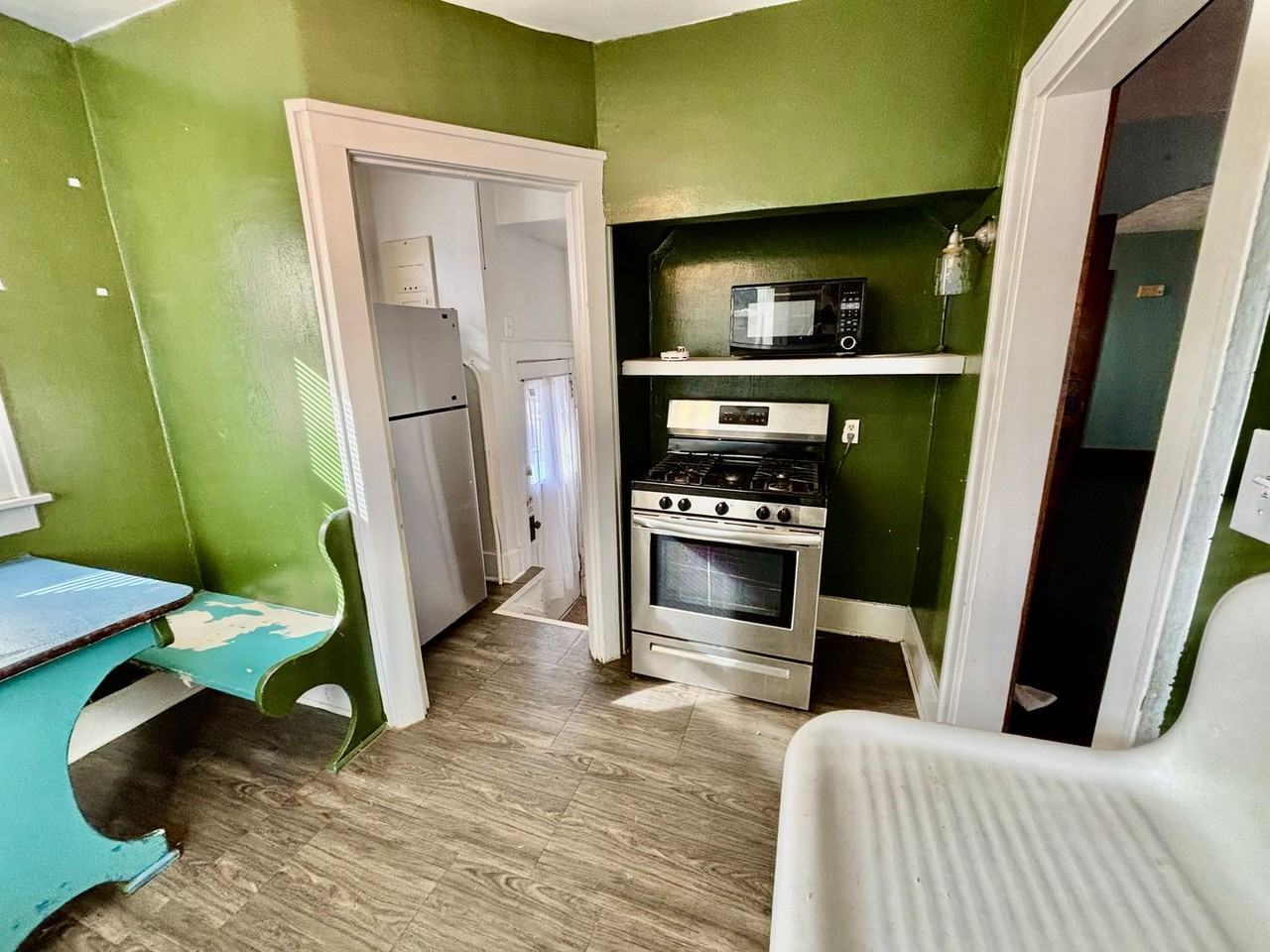 847 S 60th St - Photo 4 of 15