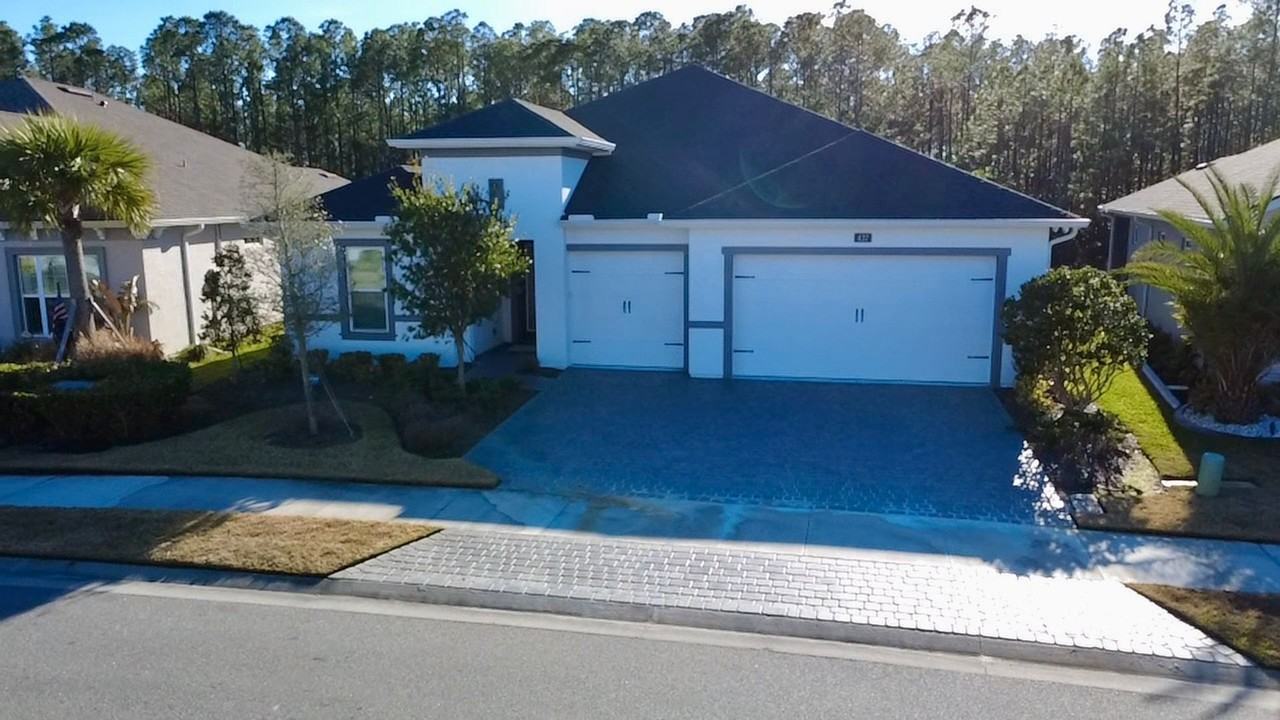 437 Aquamarine Way - Photo 3 of 50